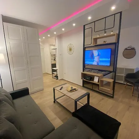 Sancho Leone شقة بلغراد