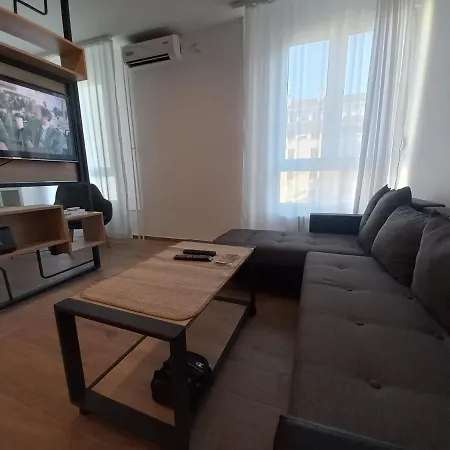 Sancho Leone דירה