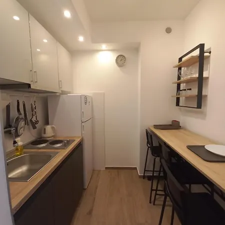 Sancho Leone Apartment Belgrade